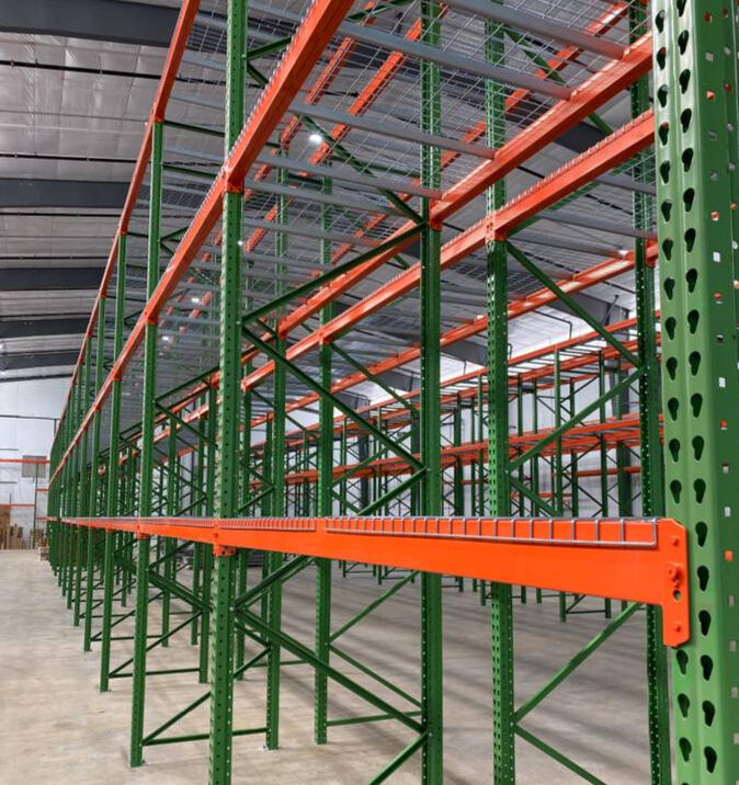 Used selective pallet racking in Florida ready to ship.
